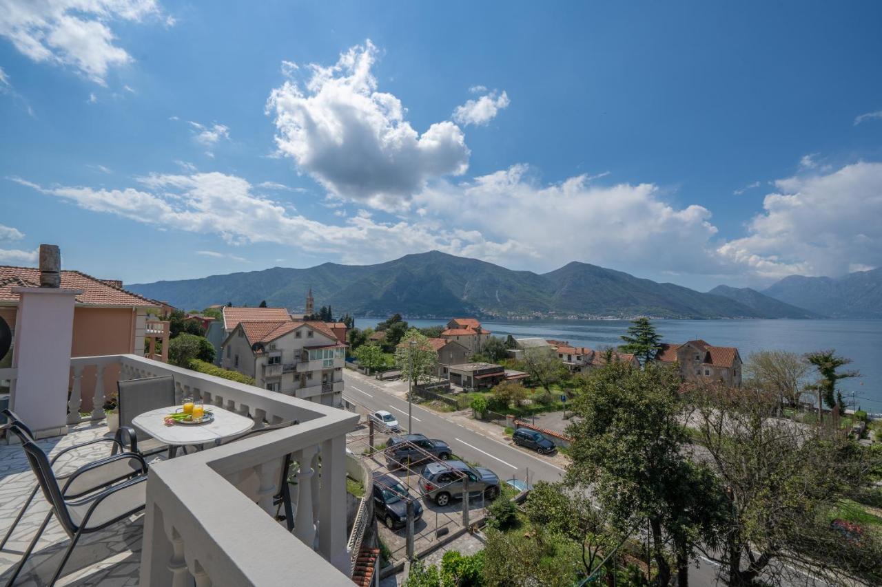 Apartment With Sea View كوتور المظهر الخارجي الصورة